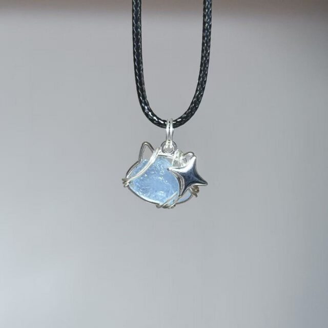 Icy Star blue pendant